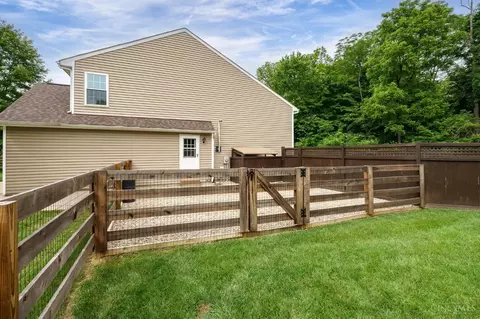 Exterior - 2721 Christopher Ln, Batavia, OH 45103 photo 15 of 18