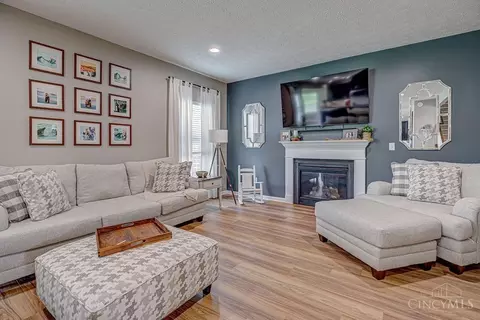Living - 9608 Kettering Ct, Harrison, OH 45030 photo 3 of 4