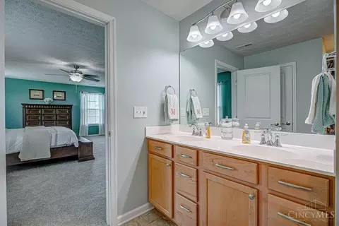 Bath - 9608 Kettering Ct, Harrison, OH 45030 photo 2 of 3