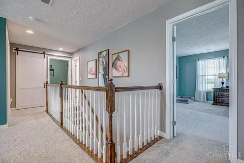 Entry Way - 9608 Kettering Ct, Harrison, OH 45030 photo 7 of 8