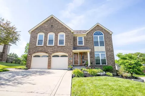 5440 Sprucewood Dr, Cincinnati, OH 45239