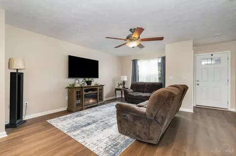 1468 Deters Dr, Harrison, OH 45030 photo 4