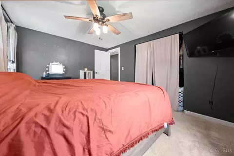 Bedroom - 4320 Cider Mill Dr, Cincinnati, OH 45245 photo 2 of 3