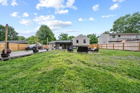 Exterior - 4320 Cider Mill Dr, Cincinnati, OH 45245 photo 6 of 8