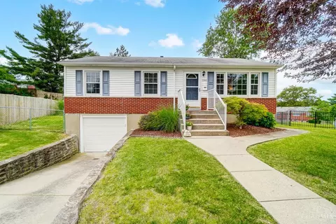 5745 Westgrove Dr, Cincinnati, OH 45248