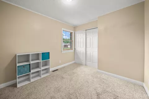 Bedroom - 8762 Birchbark Dr, Cincinnati, OH 45249 photo 4 of 5