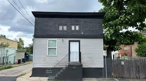 828 Livingston St, Cincinnati, OH 45214