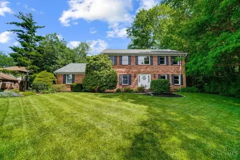 7702 Windy Knoll Dr, West Chester, OH 45241