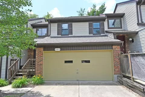 285 Bedford Glen Ln #26, Springdale, OH 45246
