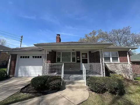 5915 Bellmeadows Dr, Cincinnati, OH 45224