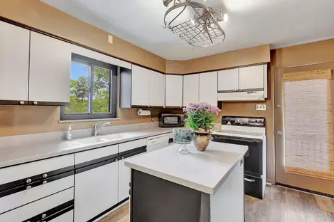 2040 Ebenezer Rd, Cincinnati, OH 45233 photo 16