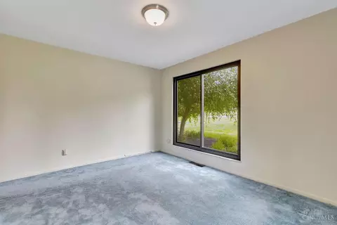 2040 Ebenezer Rd, Cincinnati, OH 45233 photo 28