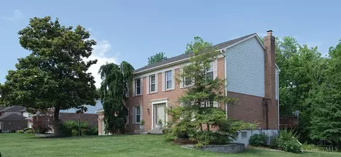 6765 Windwood Dr, West Chester, OH 45241