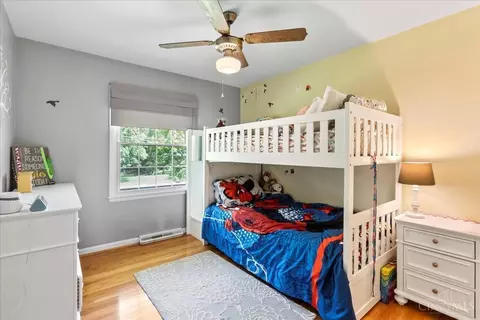 Bedroom - 1069 Newcastle Dr, Cincinnati, OH 45231 photo 6 of 6