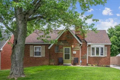 5596 Samver Rd, Cincinnati, OH 45239