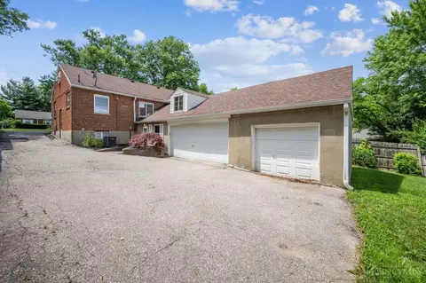 Exterior - 5596 Samver Rd, Cincinnati, OH 45239 photo 4 of 6