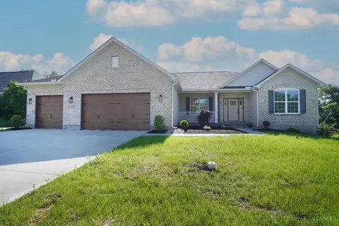 1596 Tatum Ln, Hamilton, OH 45013
