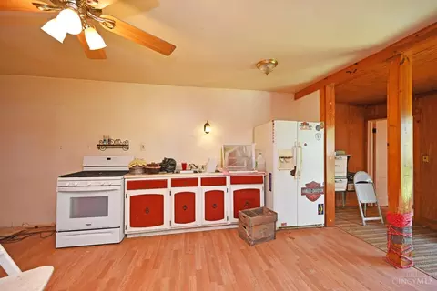 Kitchen - 3265 Epworth, Cincinnati, OH 45211 photo 2 of 4