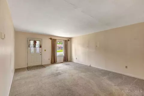 12073 Westerly Dr, Cincinnati, OH 45231 photo 8