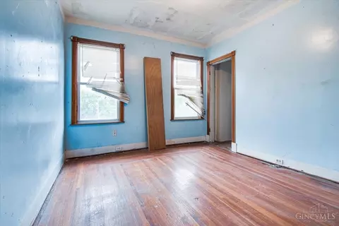 Bedroom - 552 Carplin Pl, Cincinnati, OH 45229 photo 1 of 4