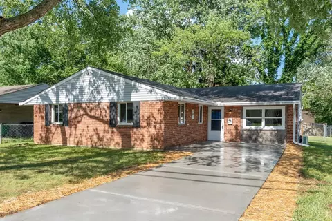 855 Mohican Dr, Loveland, OH 45140