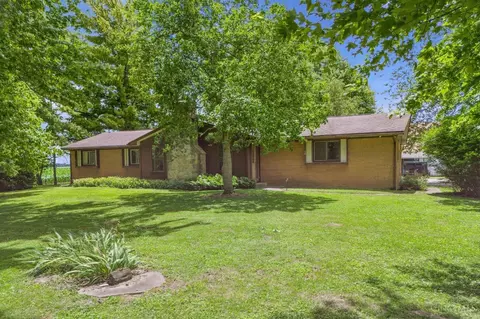 8611 St Rt 73, Wilmington, OH 45177