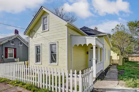1208 Ludlow St, Hamilton, OH 45011