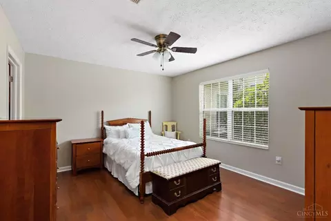 Bedroom - 3357 Ravine Pl, Maineville, OH 45039 photo 2 of 2