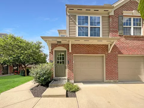 7148 English Dr, Newtown, OH 45244