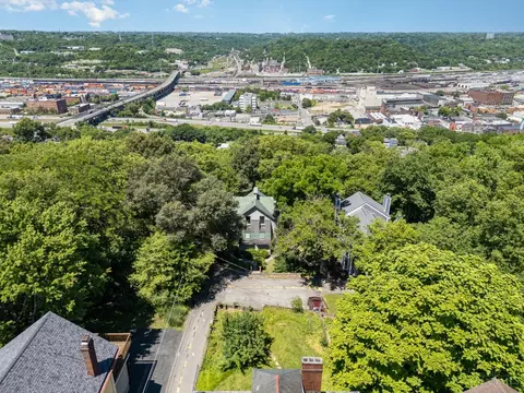 1 Foxhall #3, Cincinnati, OH 45219 photo 2
