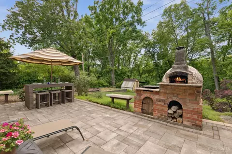 Exterior - 11281 Hanover Rd, Forest Park, OH 45240 photo 4 of 10