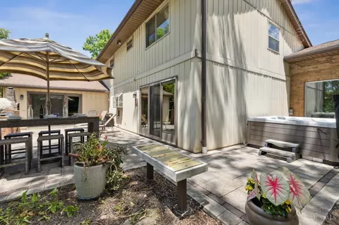 Exterior - 11281 Hanover Rd, Forest Park, OH 45240 photo 6 of 10