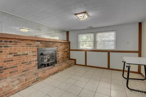 683 Holiday Dr, Cincinnati, OH 45245 photo 13