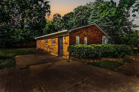 2526 Roosevelt Ave, Cincinnati, OH 45231