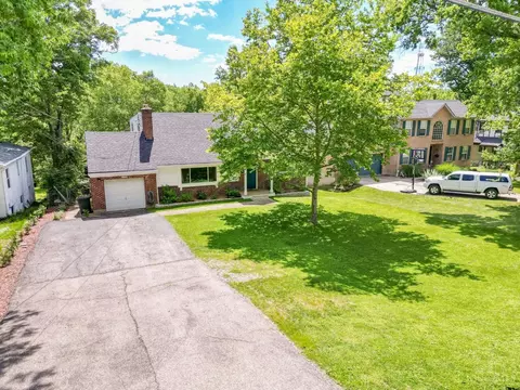 View/Area - 6100 Plainfield Rd, Cincinnati, OH 45213 photo 2 of 2