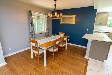 Dining - 6100 Plainfield Rd, Cincinnati, OH 45213 photo 1 of 4