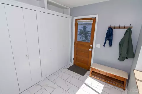 Entry Way - 6100 Plainfield Rd, Cincinnati, OH 45213 photo 2 of 2