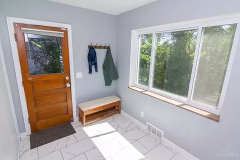 Entry Way - 6100 Plainfield Rd, Cincinnati, OH 45213 photo 1 of 2