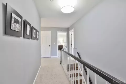 Entry Way - 35 Carpenters Run, Blue Ash, OH 45241 photo 5 of 5