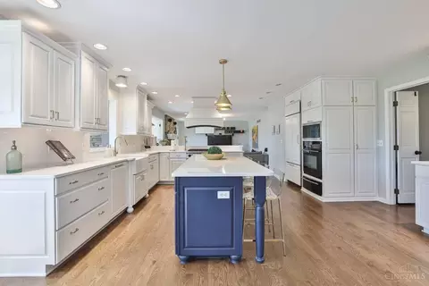 Kitchen - 35 Carpenters Run, Blue Ash, OH 45241 photo 1 of 9
