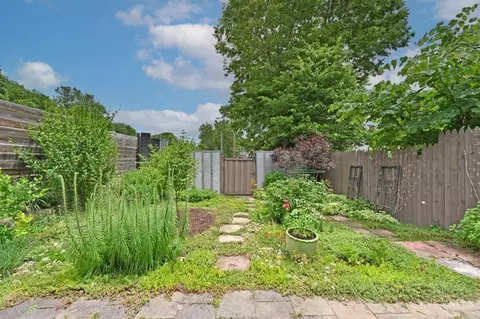 Exterior - 4324 Beech Hill Ave, Cincinnati, OH 45223 photo 6 of 10