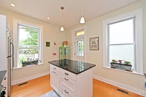 Kitchen - 4324 Beech Hill Ave, Cincinnati, OH 45223 photo 4 of 4