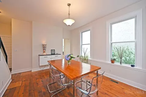 Dining - 4324 Beech Hill Ave, Cincinnati, OH 45223 photo 1 of 3
