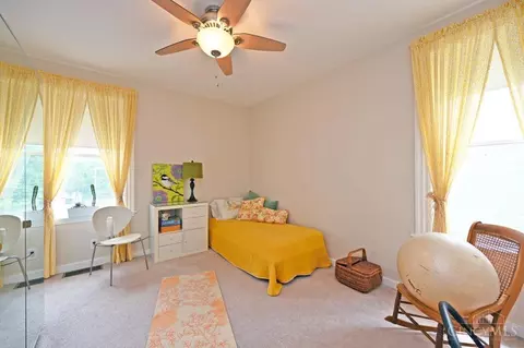 Bedroom - 4324 Beech Hill Ave, Cincinnati, OH 45223 photo 4 of 6