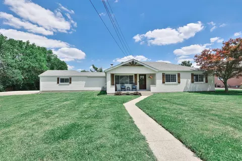 302 Lela Dr, Mason, OH 45040