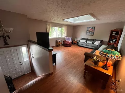702 Victoria Dr, Franklin, OH 45005 photo 7