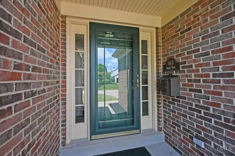 665 Amber Trl, Cincinnati, OH 45244 photo 4