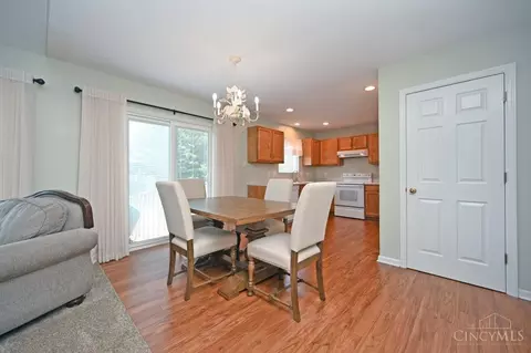 665 Amber Trl, Cincinnati, OH 45244 photo 11