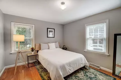 Bedroom - 4312 Grove Ave, Mariemont, OH 45227 photo 1 of 5