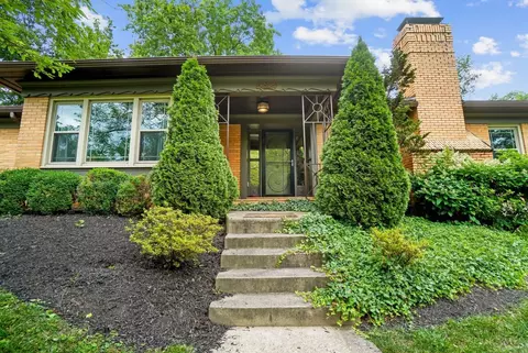 5821 Euclid Rd, Cincinnati, OH 45236